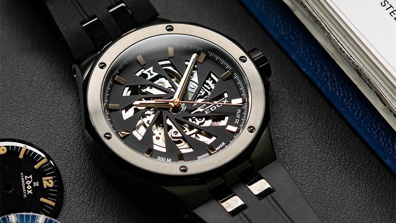 エドックスの原点「デルフィン」60周年記念モデルは、ダイヤルのカット